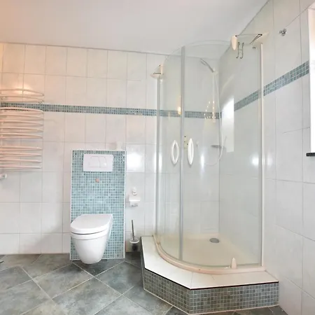 Cozy Retreat In Kroepelin, Cleaning Included Apartmán