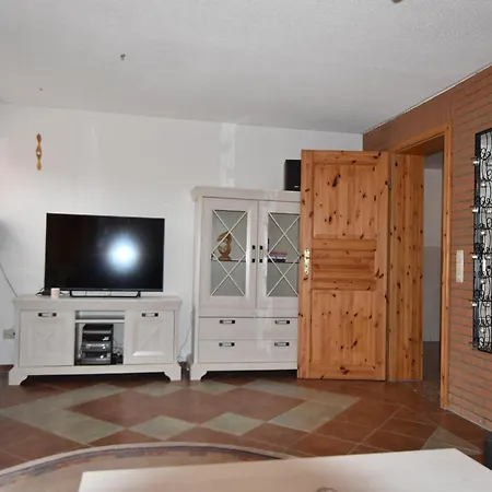 Cozy Retreat In Kroepelin, Cleaning Included Kröpelin