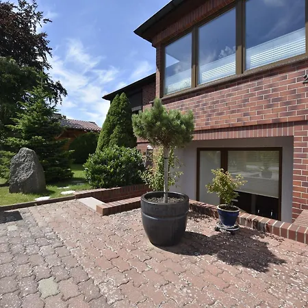 Cozy Retreat In Kroepelin, Cleaning Included *